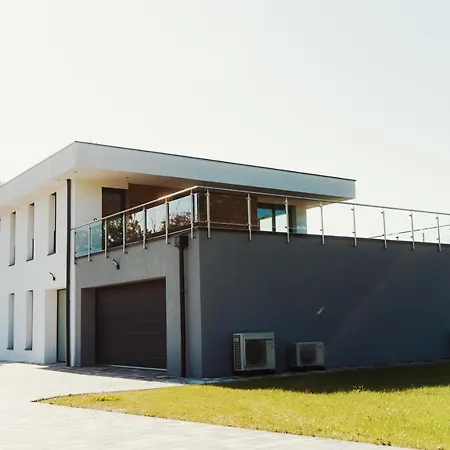 Fitromax Apartmanhaz Ajka Exteriér fotografie