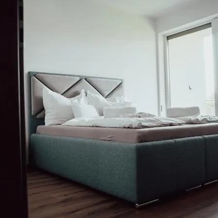 Fitromax Apartmanhaz Ajka Exteriér fotografie